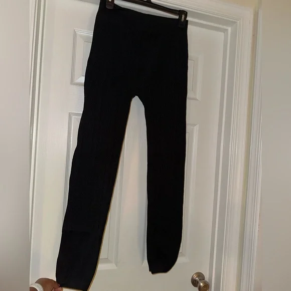 Black Soft Fleece Leggings - Picture 5 of 6